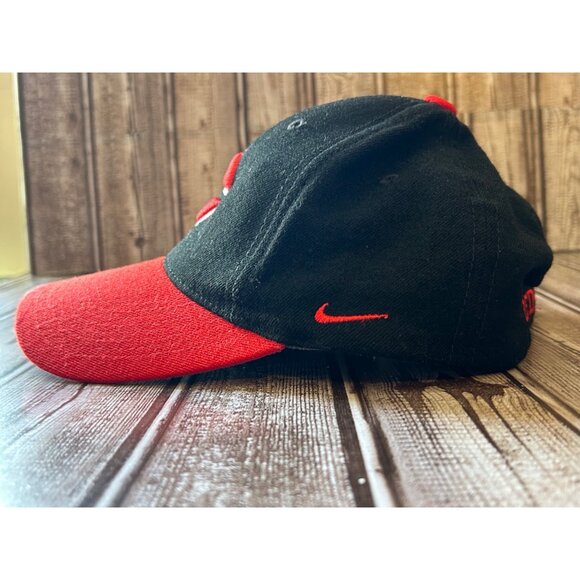 Cincinnati Reds Hat Cap Nike Team 100% Wool Mens Red Black Two Tone MLB Baseball - Picture 4 of 10